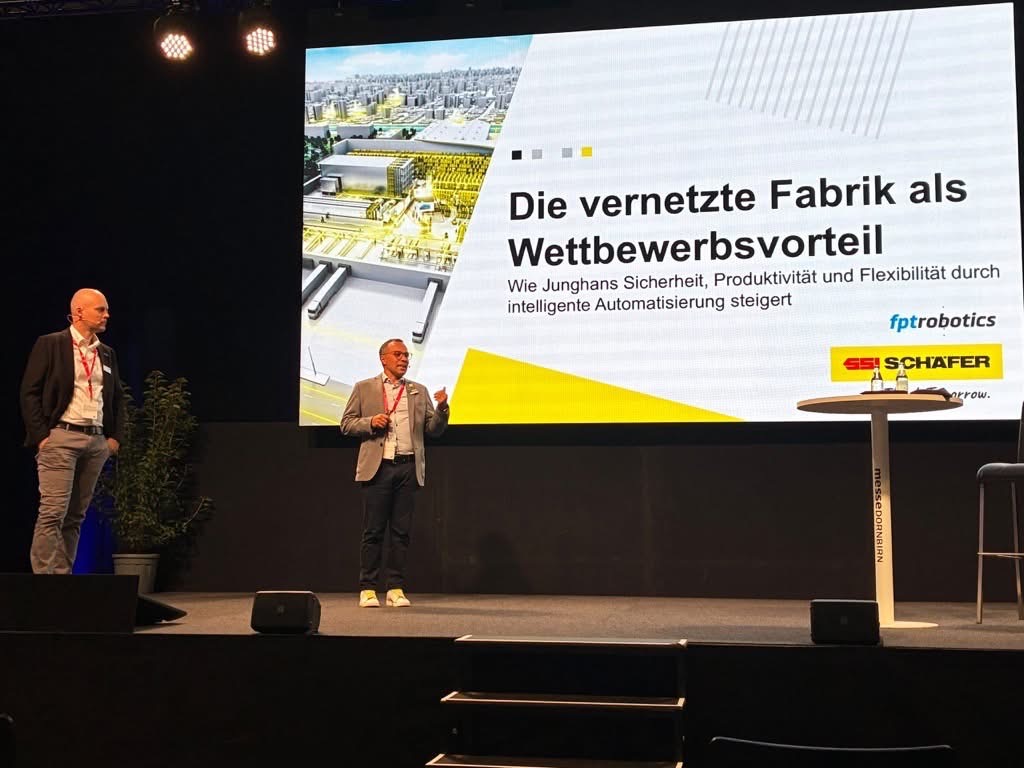 Vortrag über eine vernetzte Fabrik als Wettbewerbsvorteil.